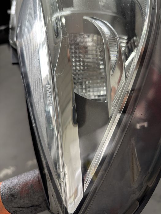 Otica direita bmw serie4  F30/ F31/ F32/F33
