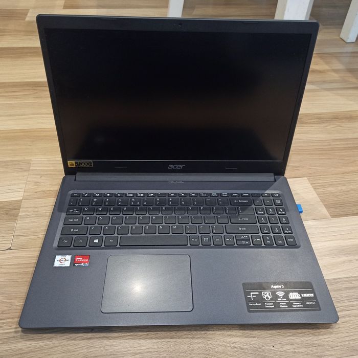 Laptop acer ASPIRE 3