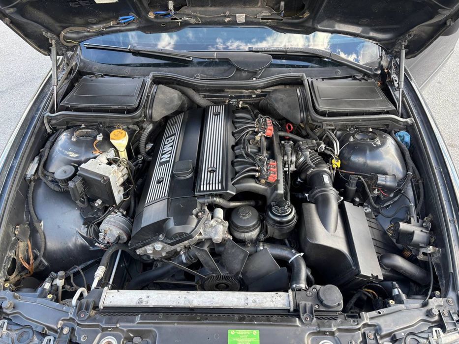 BMW 5 series e39 2,5 Газ/Бензин, АКПП