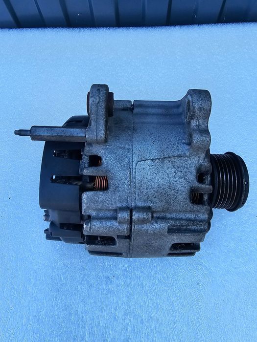 Alternator Vw Seat Audi kod SAilnika CFF 140 Amper