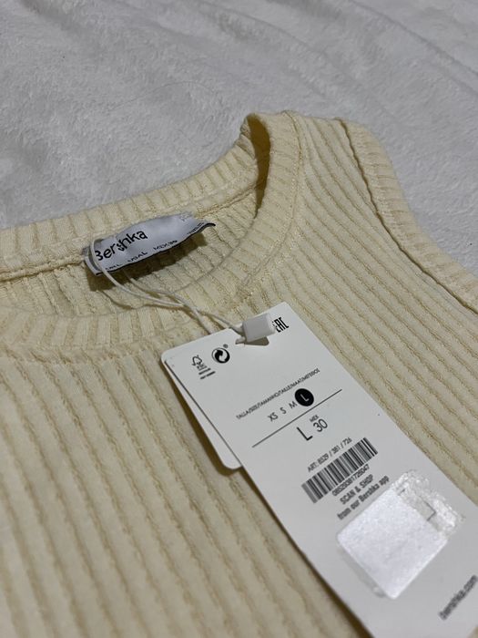 Top Bershka Novo