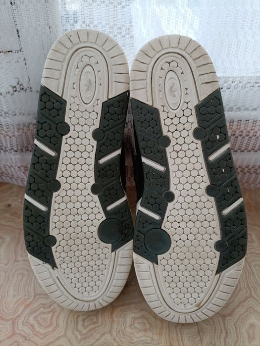 Кросівки Adidas Adi2000