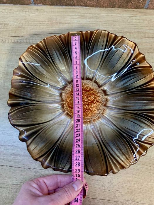 Блюдо скляне сервірувальне 28см Flower Амбер