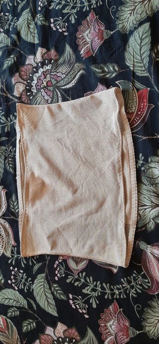 Pas wyszczuplający beżowy rozmiar XL.