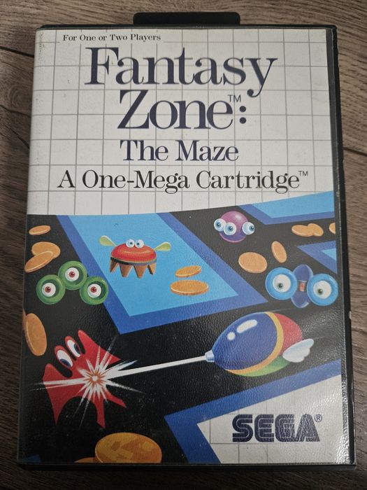 SEGA  konsola + pady i gry