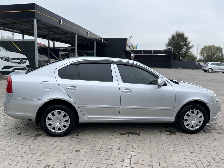 Продаж машини шкода а5 2012 рік