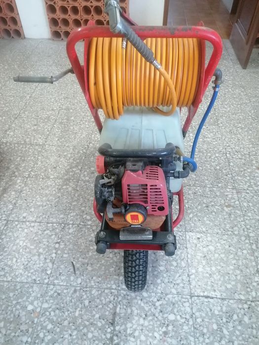 Mini tomix de sulfatar Lena.