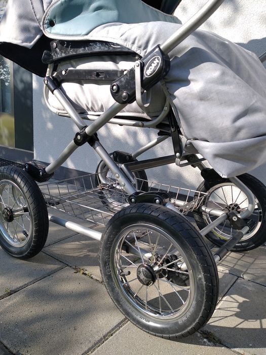 Дитяча коляска фірми   roan