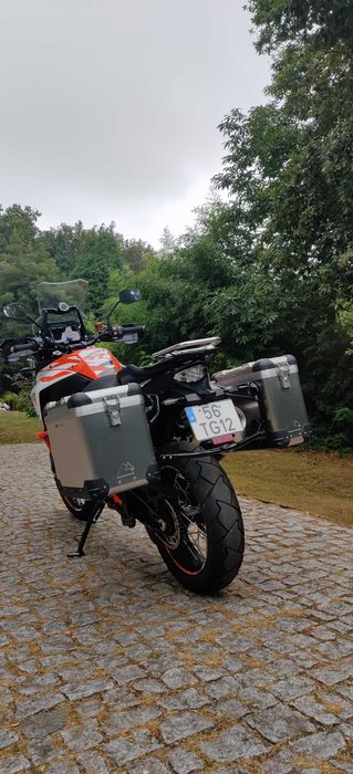 KTM 1290 em estado irrepreensível!