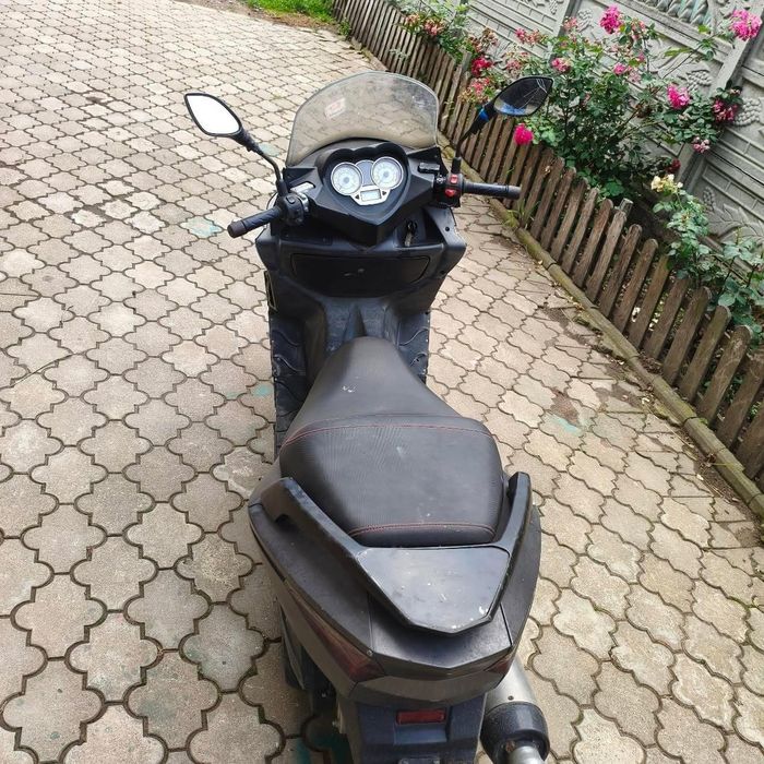 Ямаха Максі 250см³