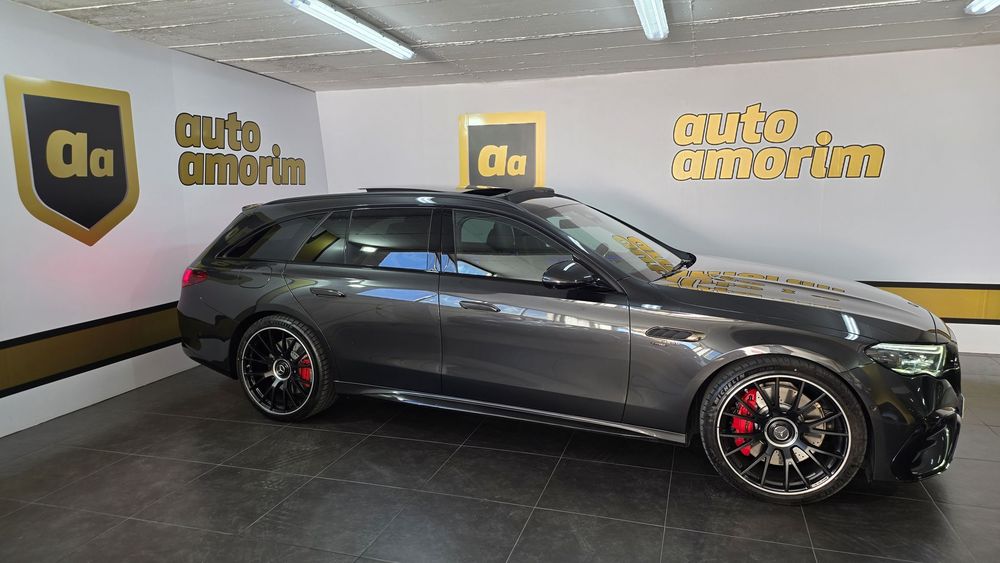 Mercedes-Benz E 53 AMG Hybrid 4Matic+ foto 4
