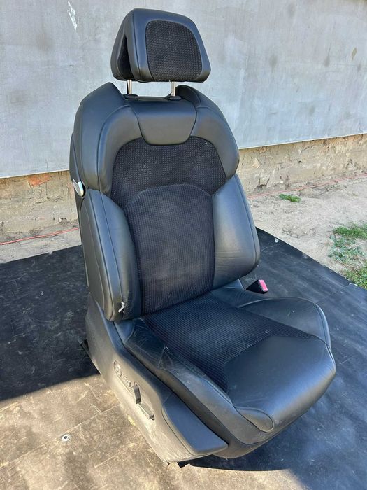 Fotel pasażera prawy przód elektryczny półskóra Citroen C5 III X7