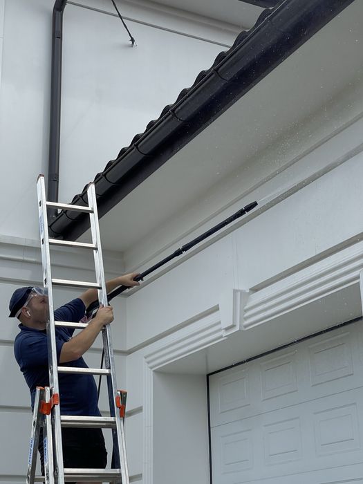 Клінінг компанія Чиста Оселя