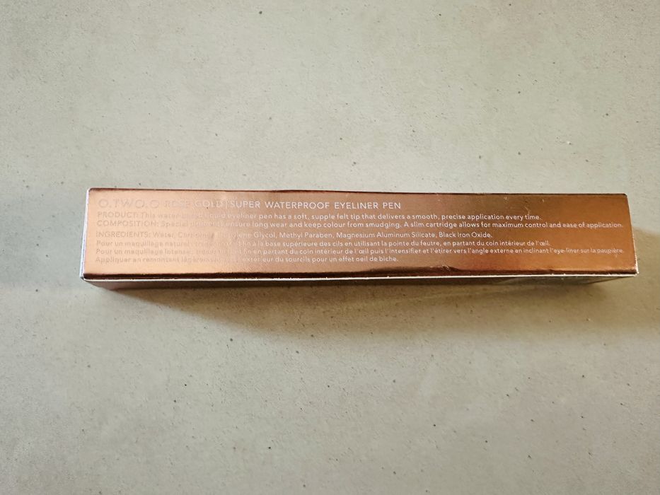 O.TWO.O Rose Gold Super Waterproof Eyeliner Pen - wodoodporny eyeliner