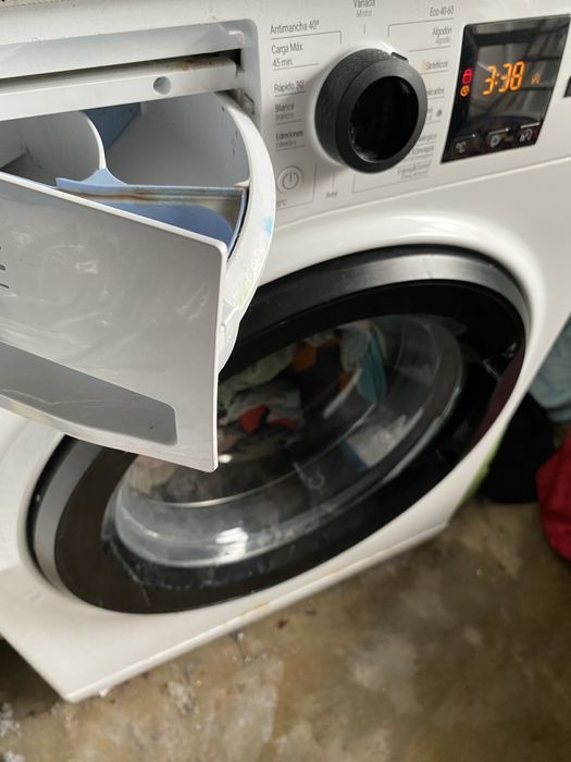 Peças Hotpoint NS-824-WKSPTN D 8Kg 1200RPM Classe D