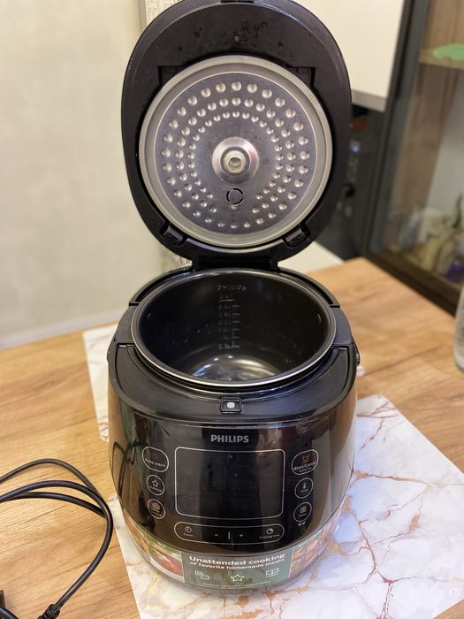Мультиварка Philips HD4749/70