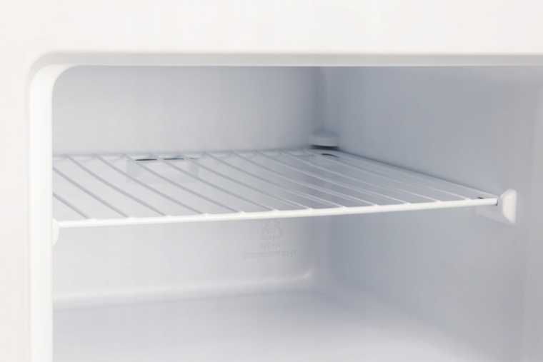 Chłodziarko Zamrażarka Lodówka z Zamrażarką Tania 143cm DD-207 WH 207L