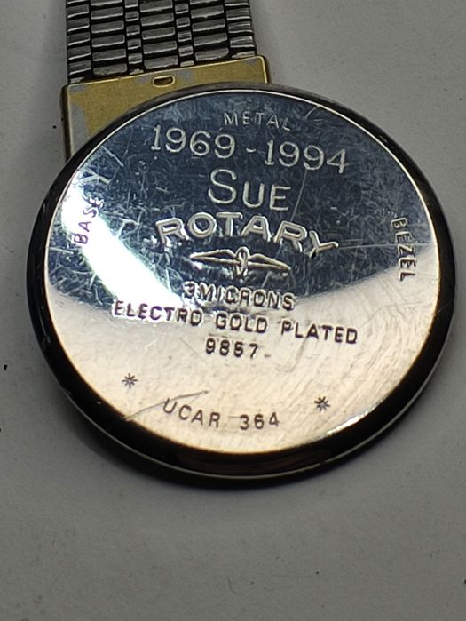 Rotary годинник наручний .позолота.