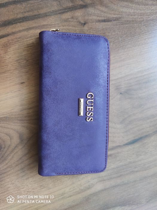 Portfel Guess
