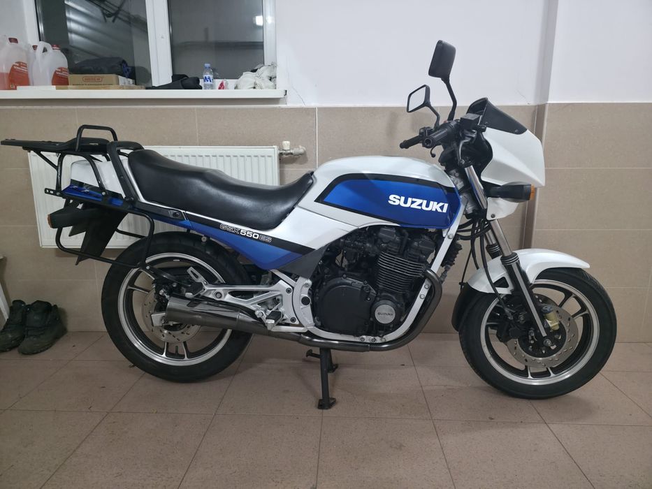 Мотоцикл Suzuki GSX 550