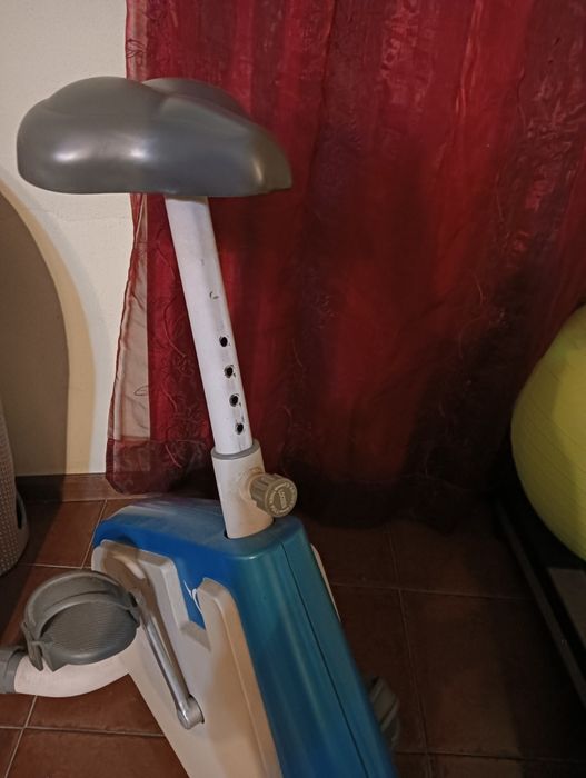 Bicicleta estática domyos