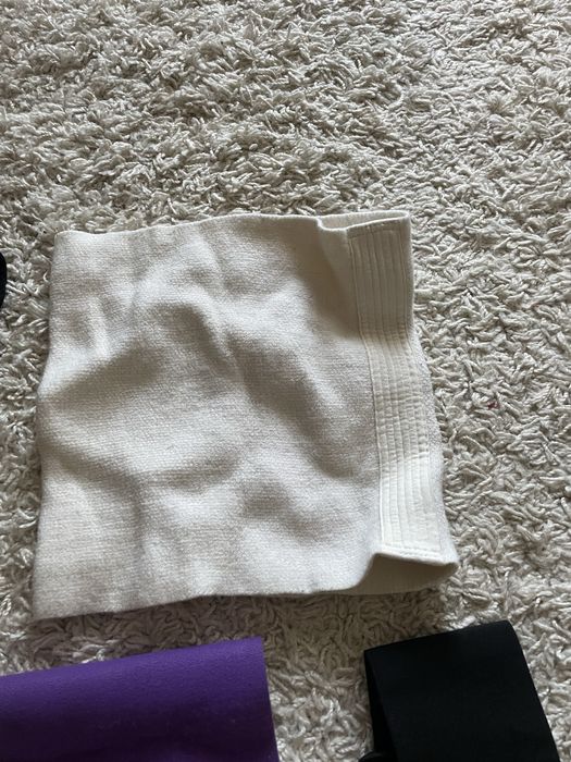 Пояса медичні, повязки, бинт бу.