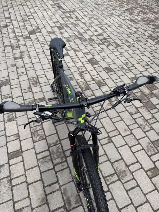 Cube Reaction C62 Carbon 29/XL