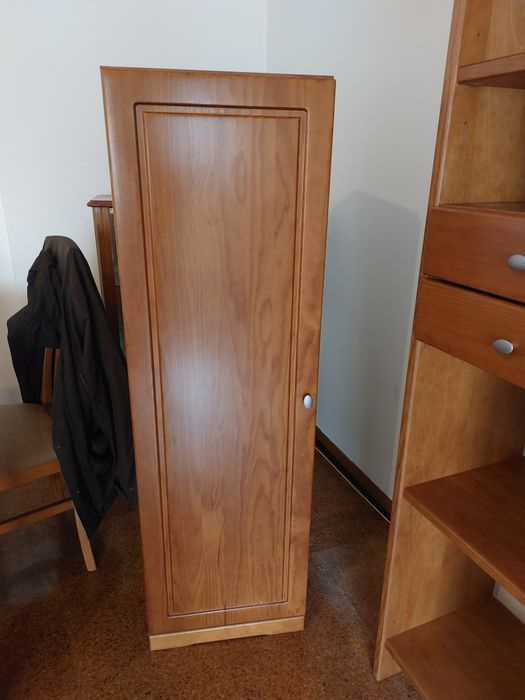 Móvel da sala pinho mel