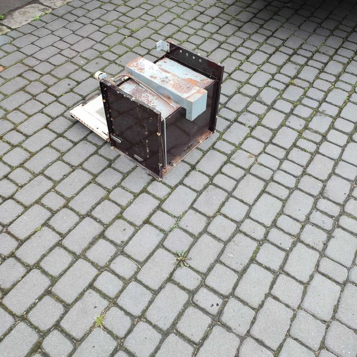 Piekarnik kamper przyczepa kempingowa sprawny