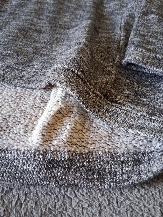 Sweatshirt cinza com raposa bordada da Zara