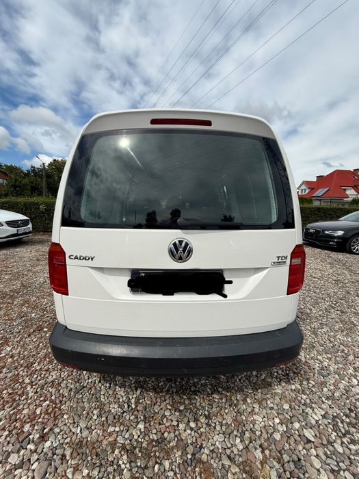 VW CADDY maxi  5-osobowy salon polska