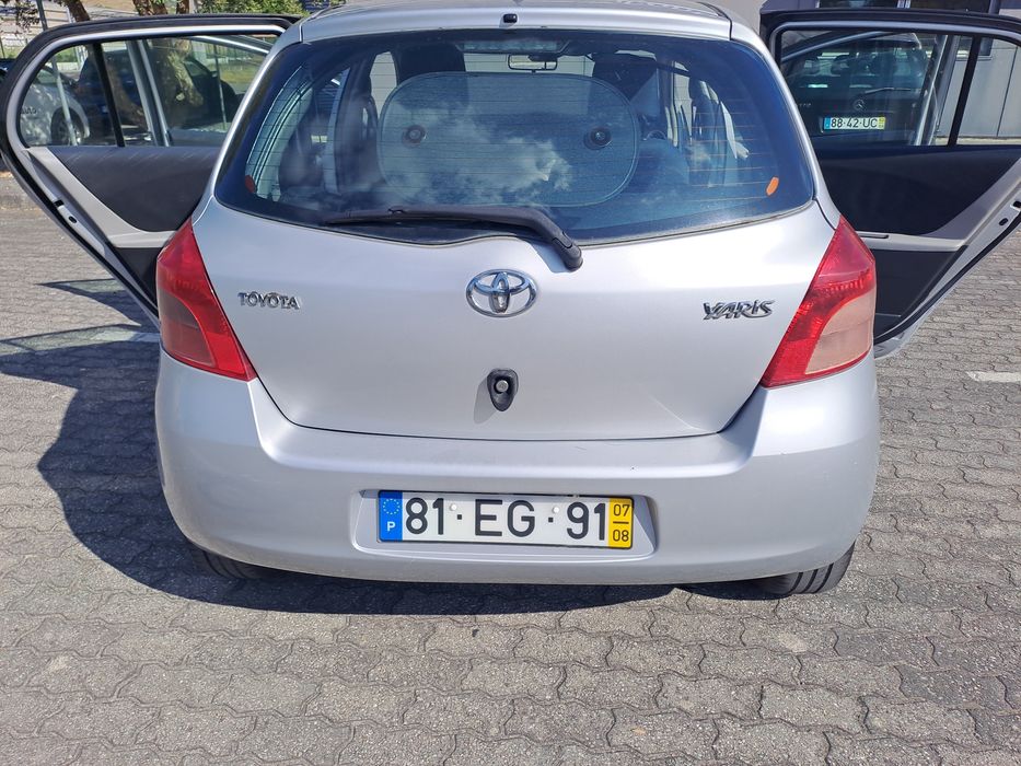 Toyota Yaris — fotografia 9
