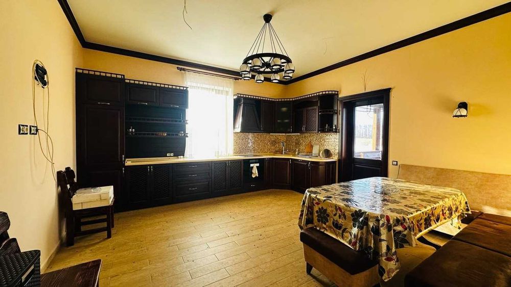 Будинок на першій лінії біля води | 214 м² | Богдани | Без комісії