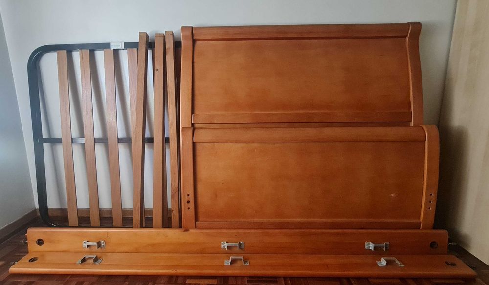 Cama Solteiro Completa Ótimo Estado