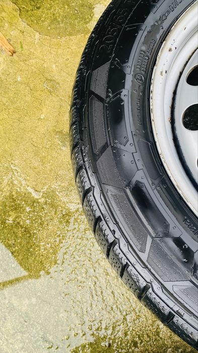 Complete tyres 205/65/16