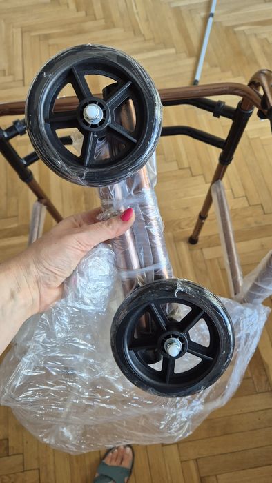 Chodzik dla seniora plus laska gratis