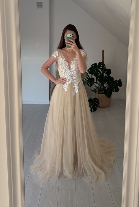 Suknia slubna bezpwa nowa asos