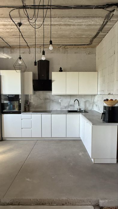 Продам кухню б/в