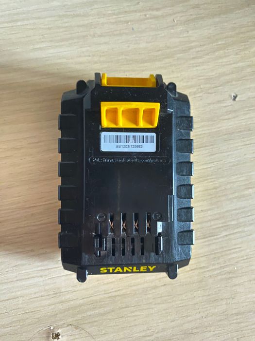Акумуляторна батарея Stanley SB20S