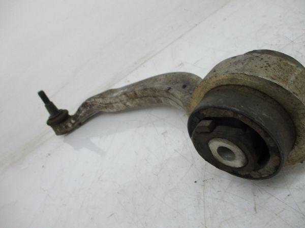 Braço de suspensão frente esquerdo AUDI A4 (8D2, B5)