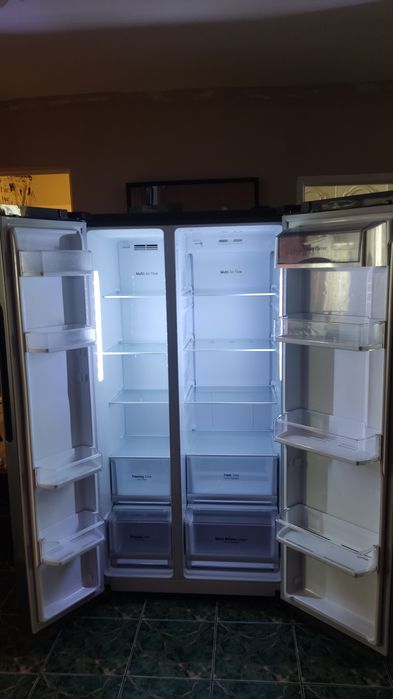 lodówka LG w idealnym stanie (REZERWACJA)