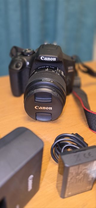 Aparat Canon eos 200D