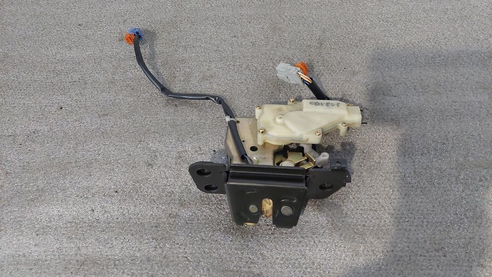 Fechadura / fecho da mala HONDA Civic VII Hatchback (EU_, EP_, EV_)