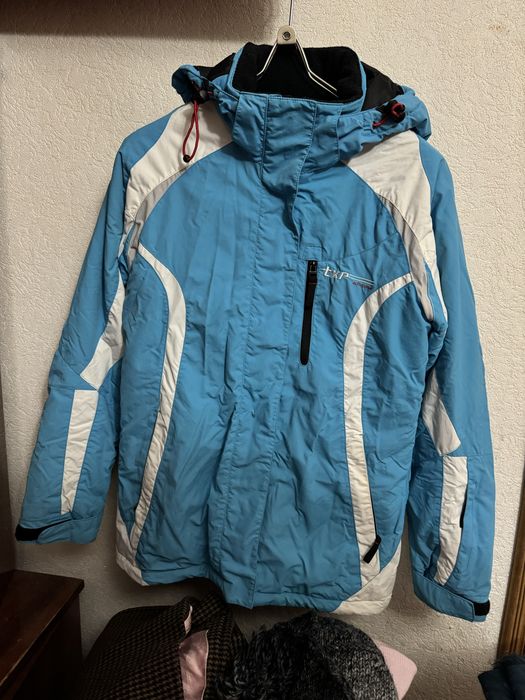 Гірськолижна курка жіноча