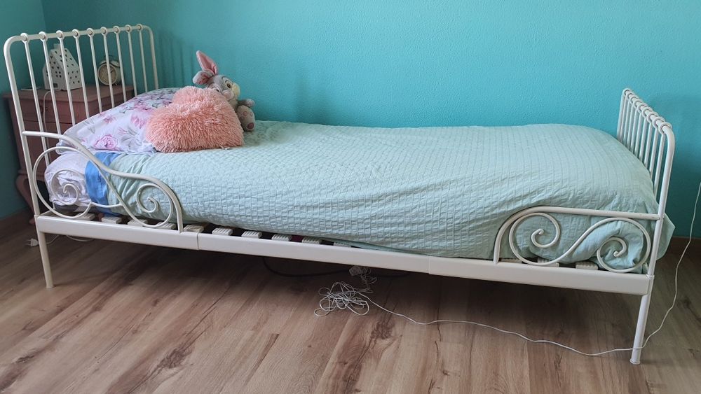 Cama de criança extensivel IKEA