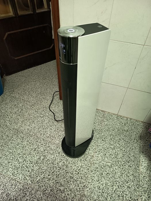 Torre cerâmica EQUATION STUDIO 2200W