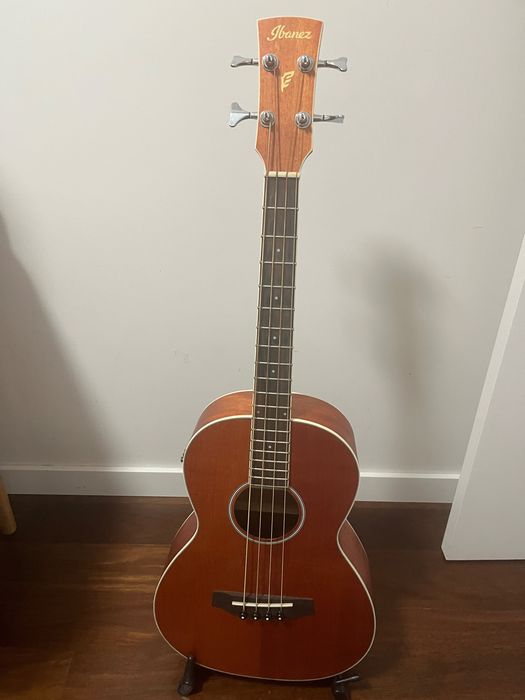 Baixo acústico Ibanez PNB14E