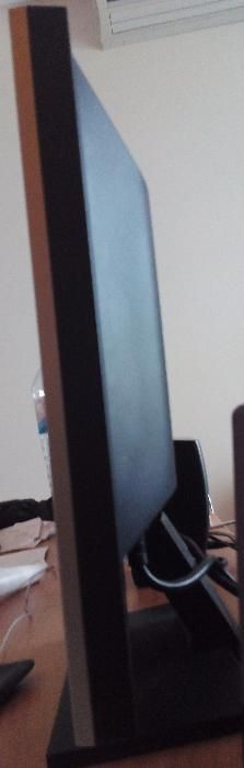 BENQ T705 Monitor – 17" LCD + Offers64738275360001122