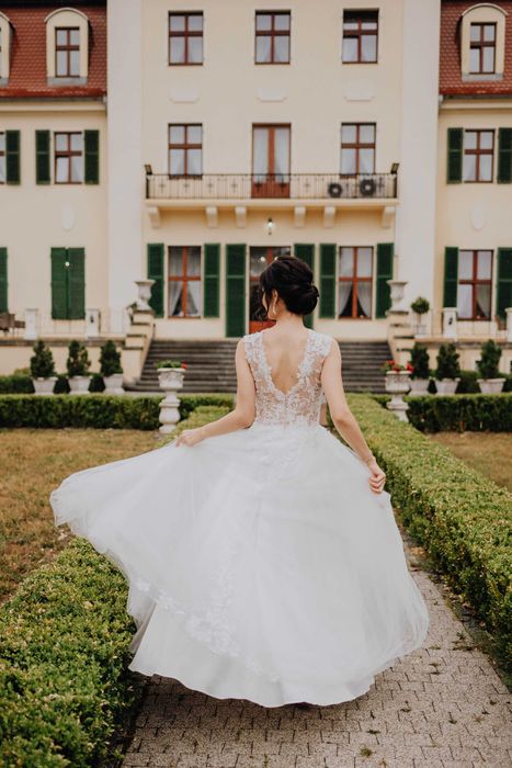 Suknia ślubna ivory