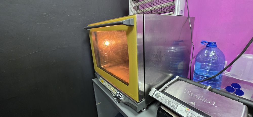 Конвекційна піч UNOX ARIANNA XF 135( Італія)